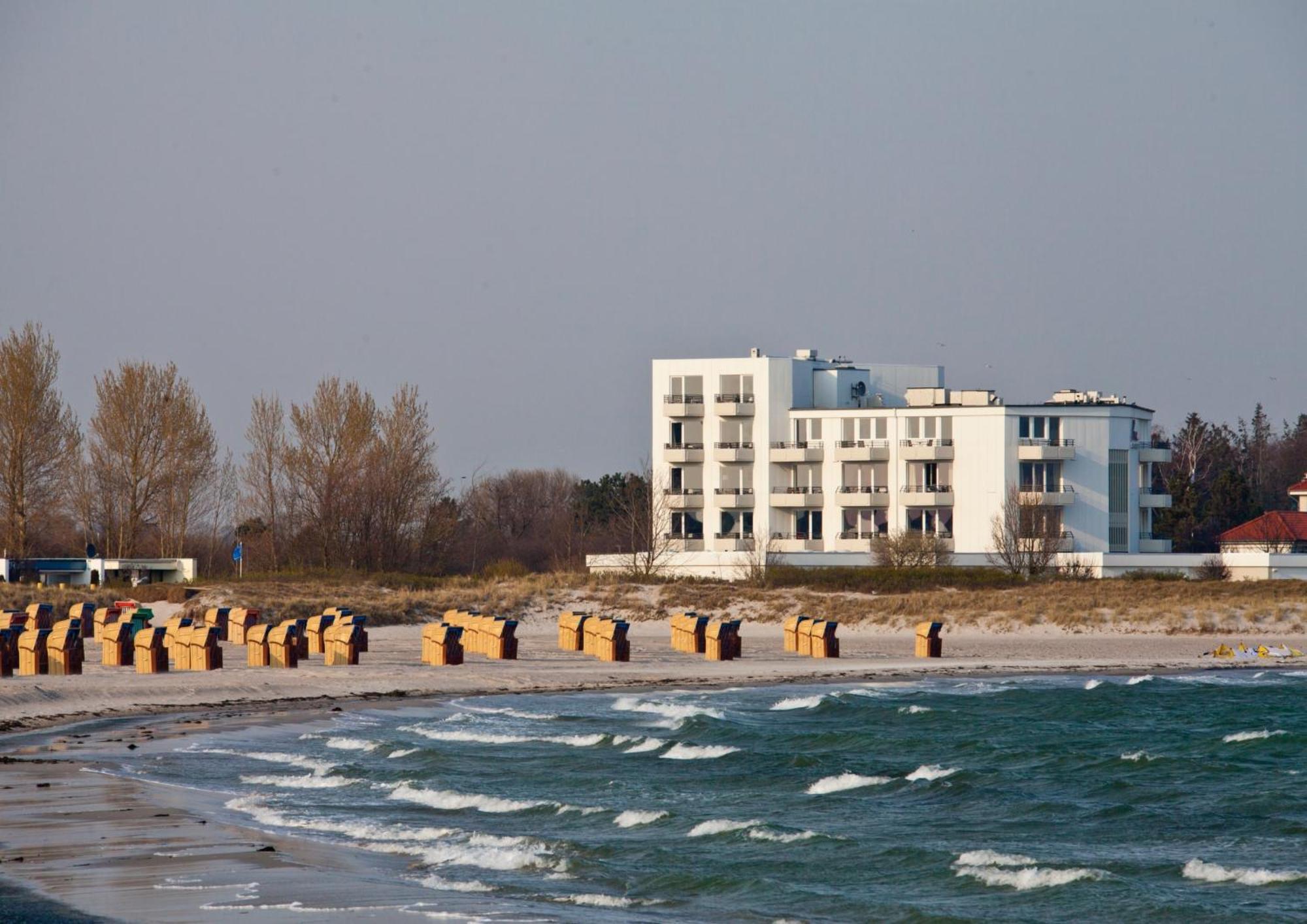 Strandhotel Bene Burgtiefe auf Fehmarn Bagian luar foto