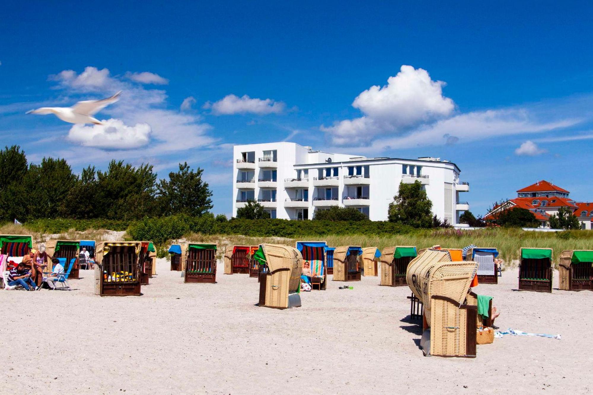 Strandhotel Bene Burgtiefe auf Fehmarn Bagian luar foto
